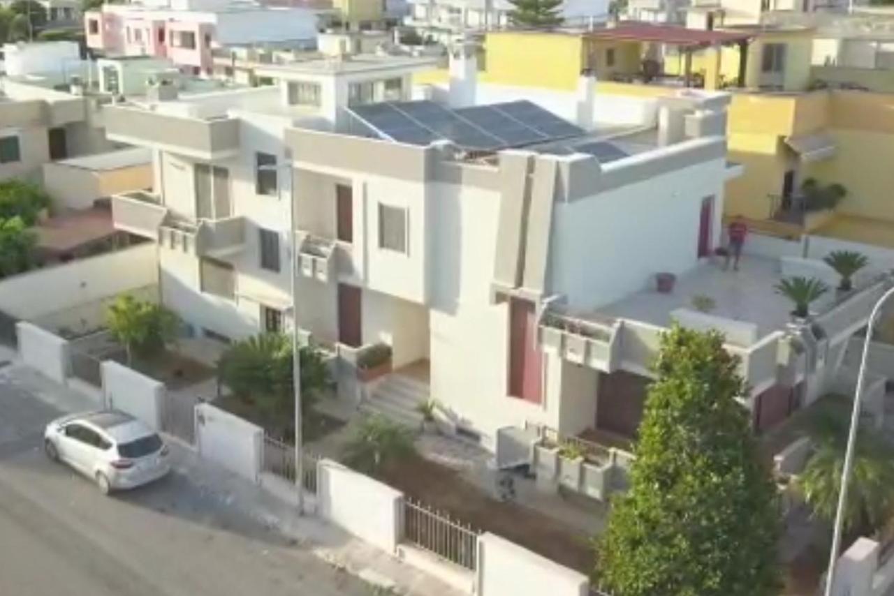 Le Strelizie Apartman Arnesano Kültér fotó