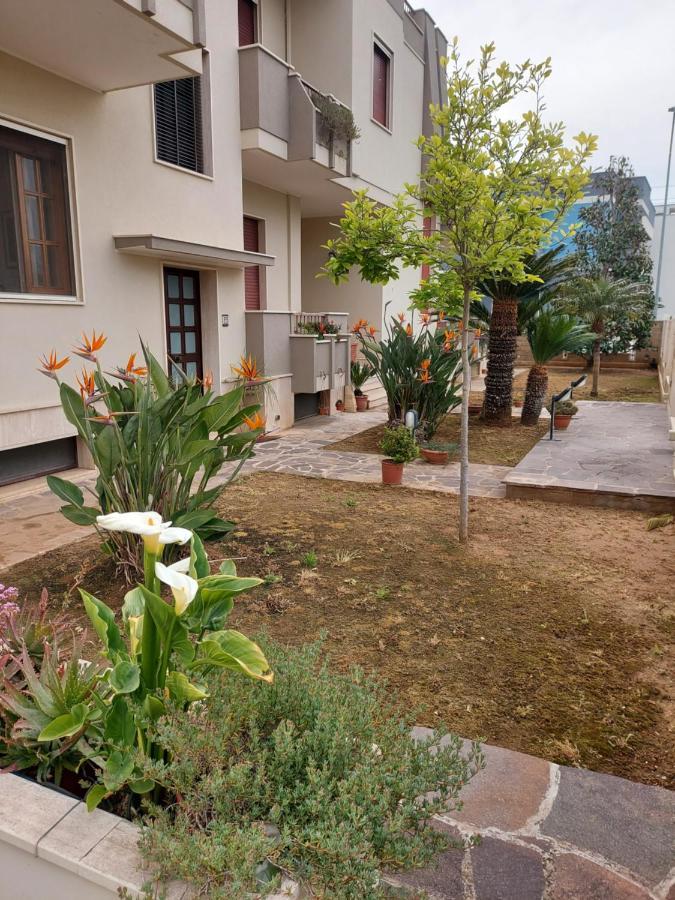 Le Strelizie Apartman Arnesano Kültér fotó